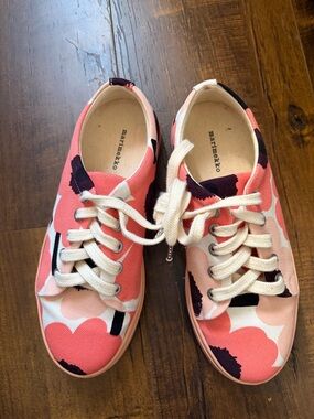 Marimekko Coral Pink and White Floral Canvas Sneakers Size 37